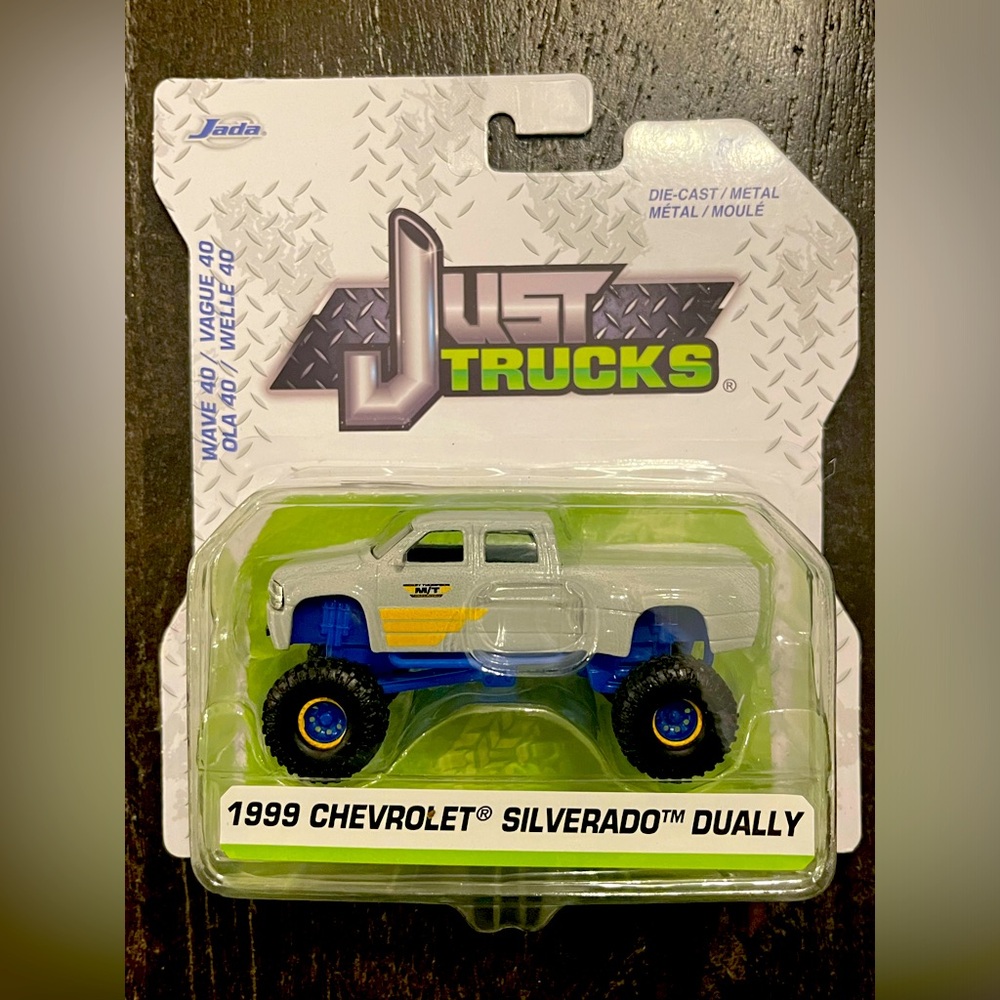 Jada Just Trucks Wave 40 Gray& Blue 1999 Chevrolet Silverado Dually  2022